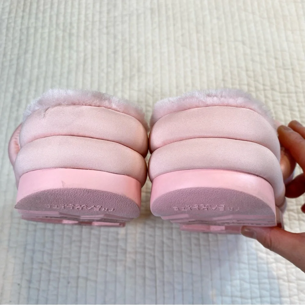 UGG Womens Maxi Slide Logo Sandal Pink Scallop Puff Platform Fur Lined Size 8